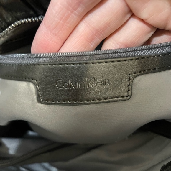 Calvin Klein - Picture 13 of 14